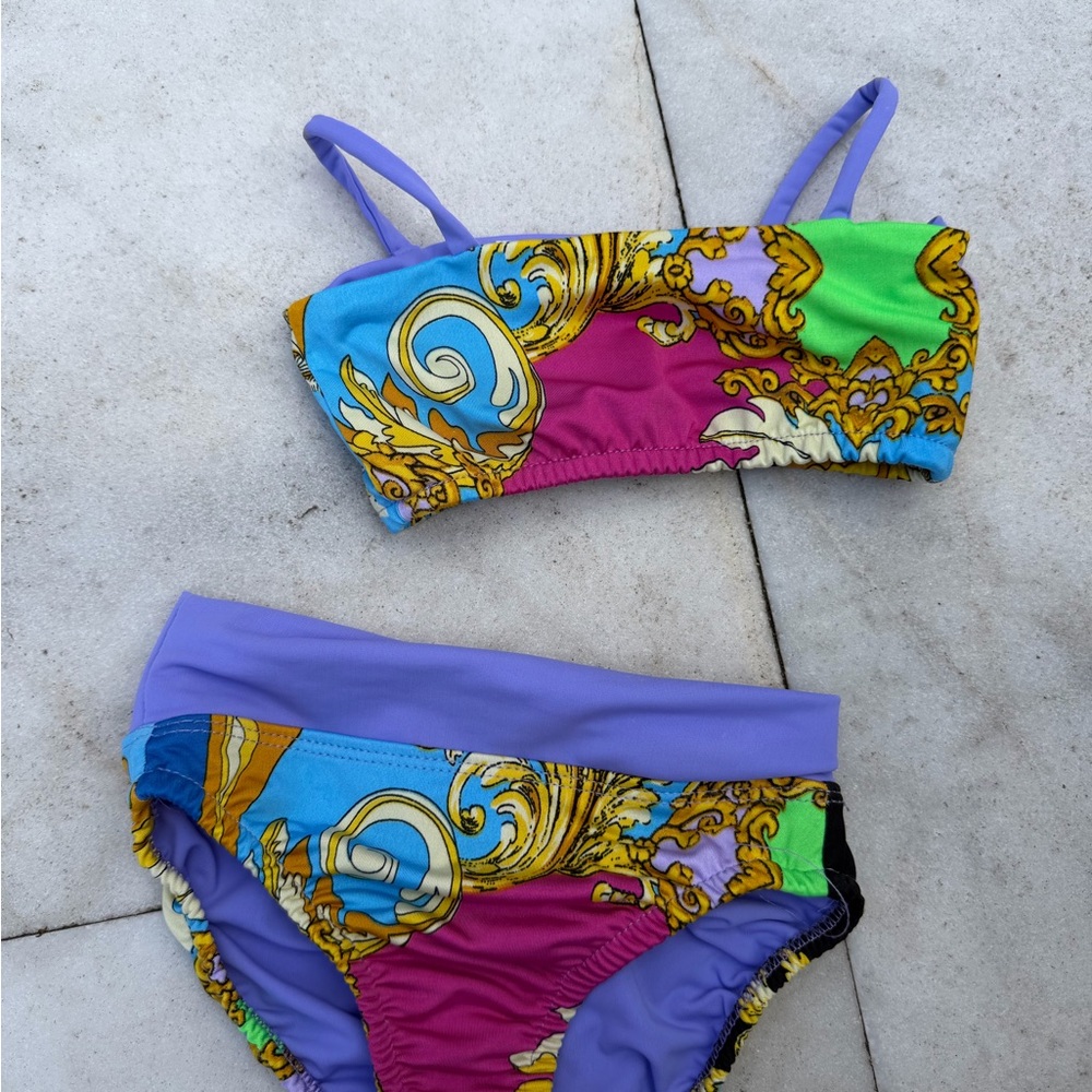 Les tout petits Multicolor Bandeau Two-Piece Swim Set. High waisted bottoms